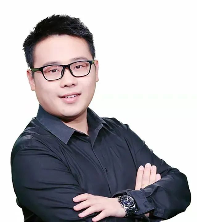 DƬ